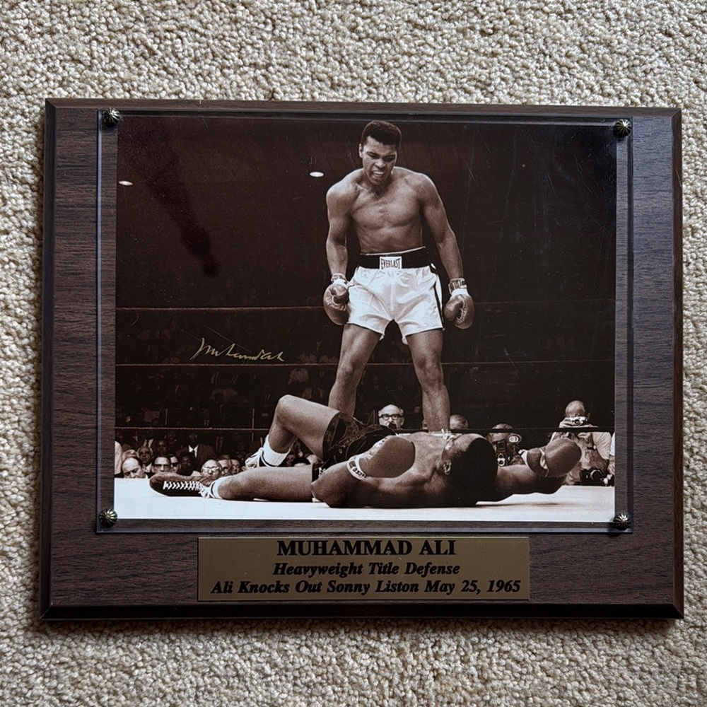 Muhammad Ali Commemorative Plaque
